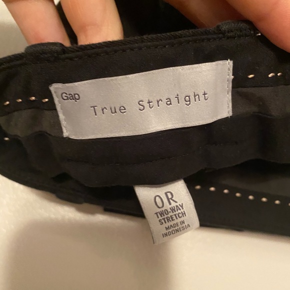 Like New Gap Straight Leg Black Pants - Picture 2 of 2